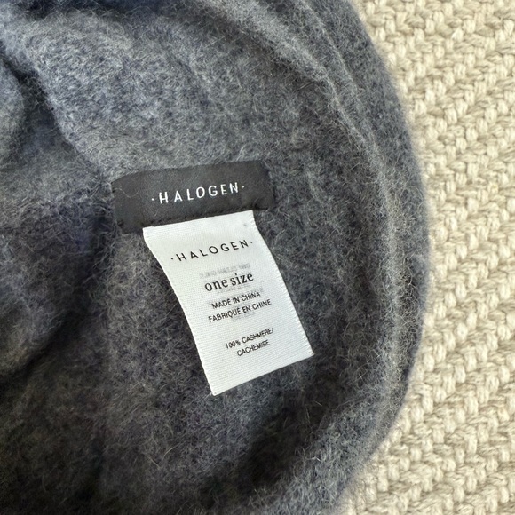 100% cashmere Halogen Charcoal Knit Scarf - Picture 2 of 3
